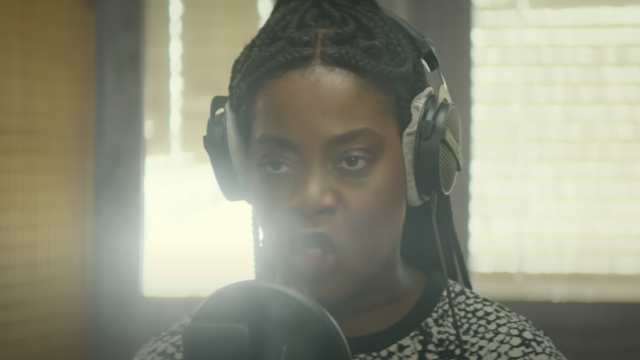 Kubet: Các bà mẹ bắt đầu đọc rap trong trailer Yo Mama